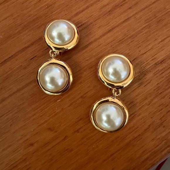 KJL Vintage Double Pearl Dangle Clip On Earrings Gold Statement Kenneth Jay Lane - Picture 2 of 5